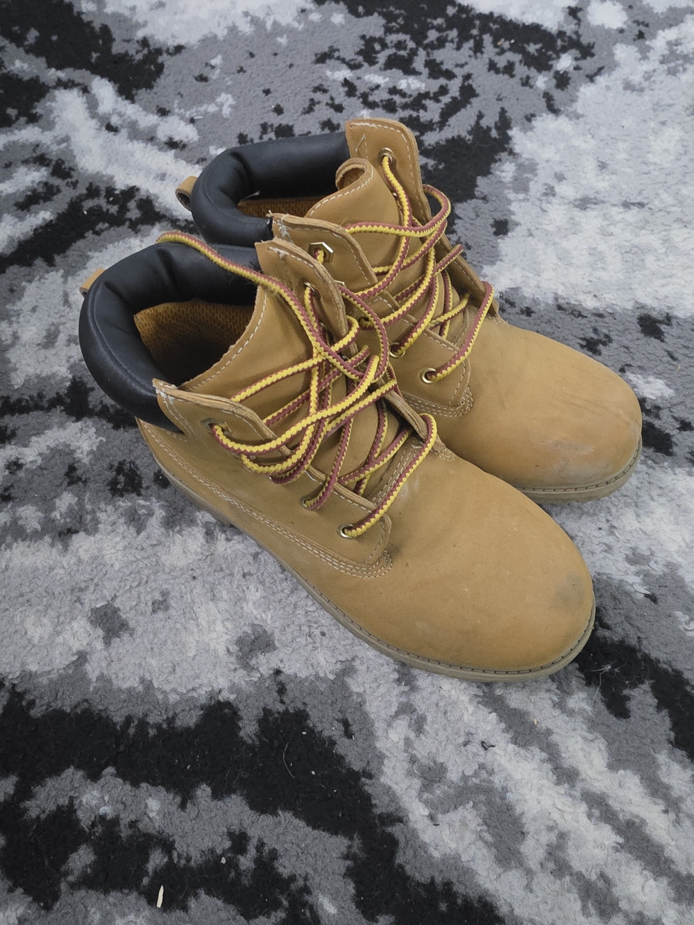 wonder nation Wheat Tan Work-Style Kids Boots with Black Collar